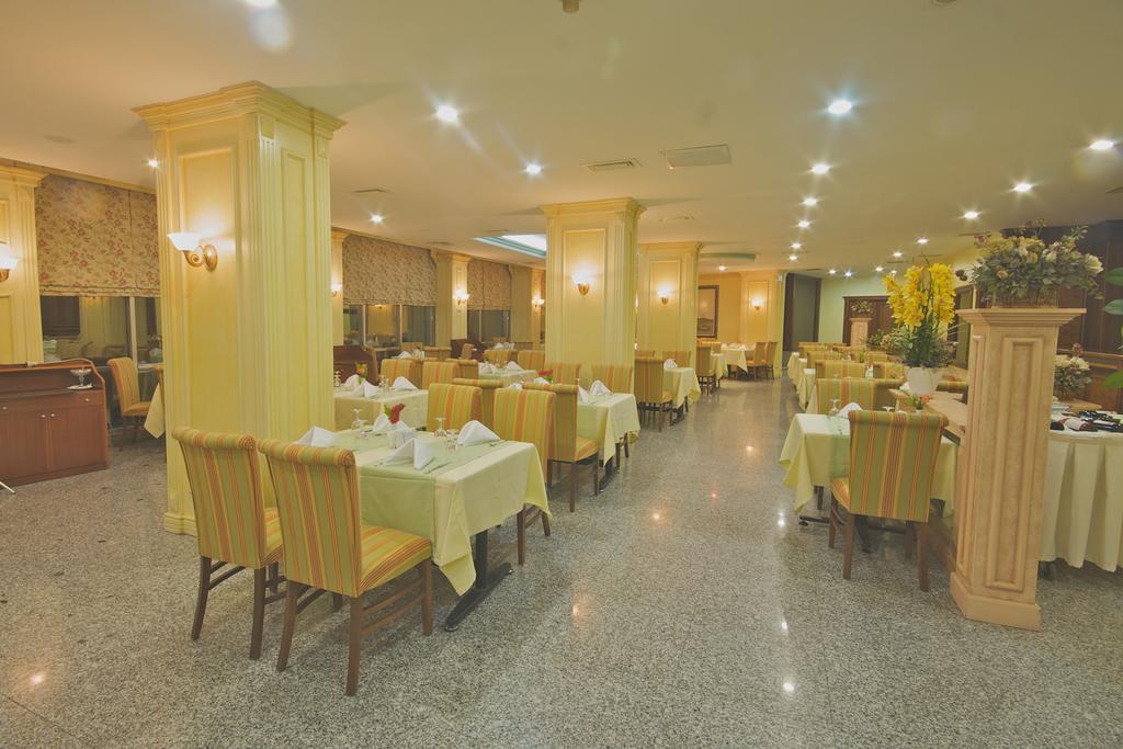 Grand Medya Hotel 伊斯坦布尔 餐厅 照片